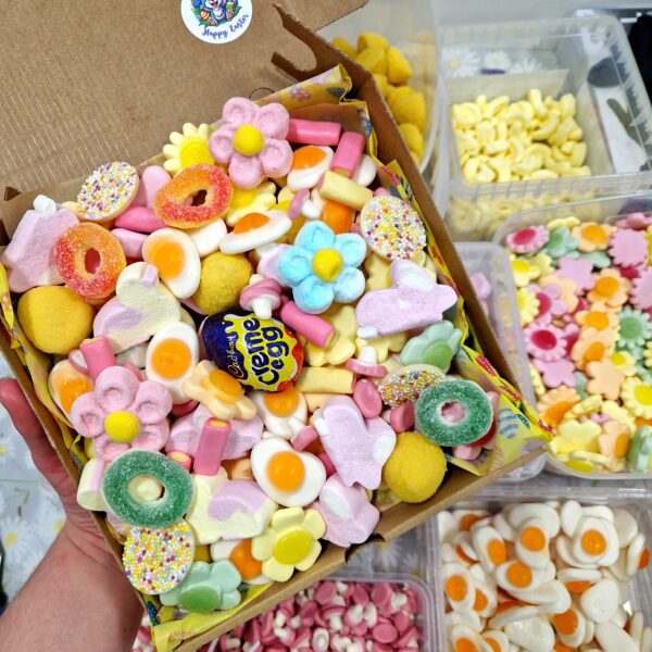 Easter 700g 7" Pick n Mix Box